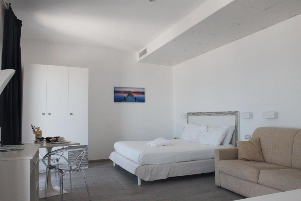 Hotel Miramare Marina di Ragusa Rum bild