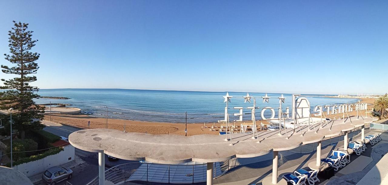 Hotel Miramare Marina di Ragusa Exteriör bild